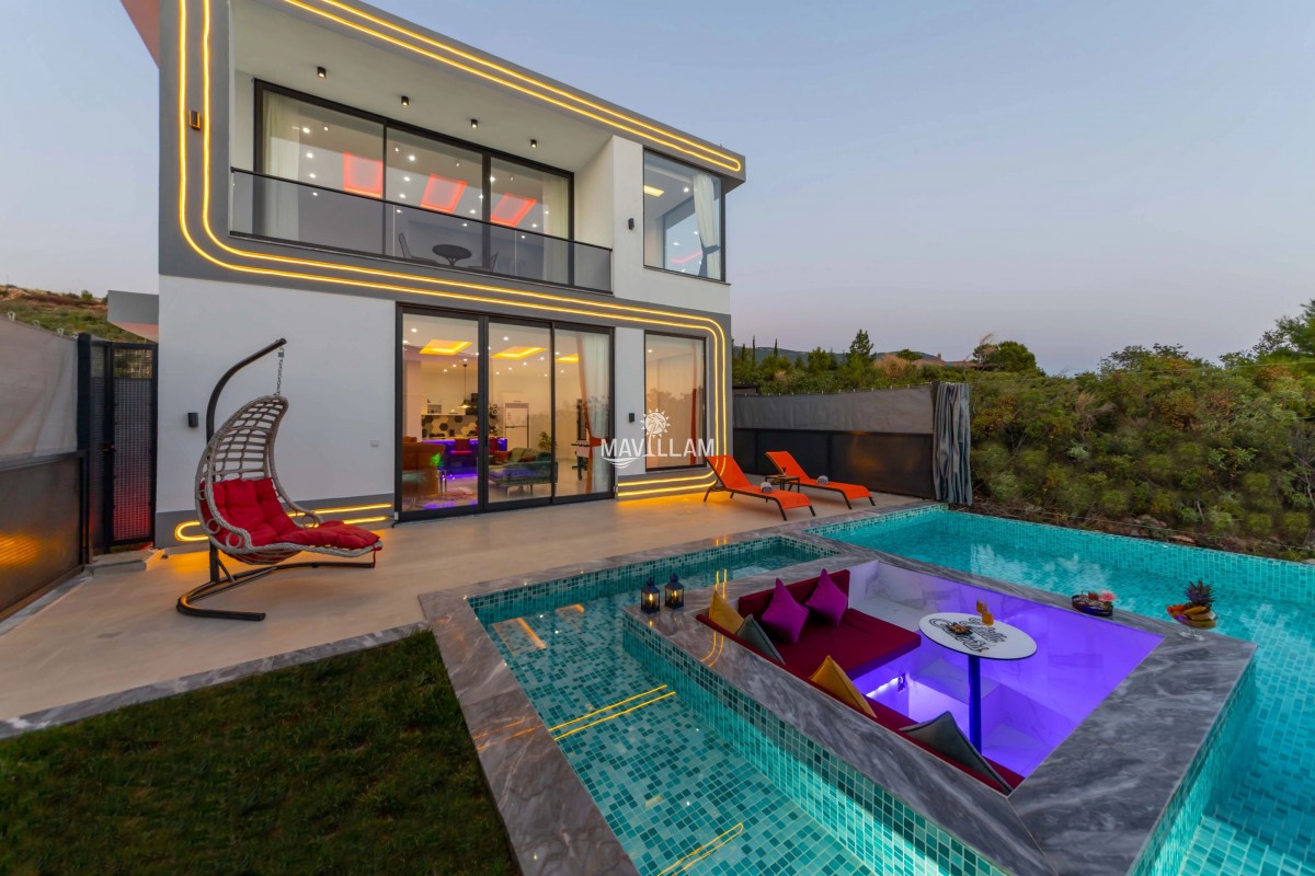 Villa Sisters