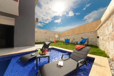 Villa Demirs