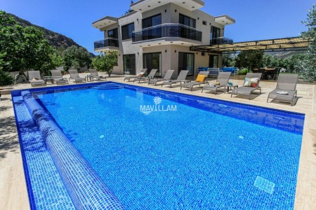 Villa Aristos