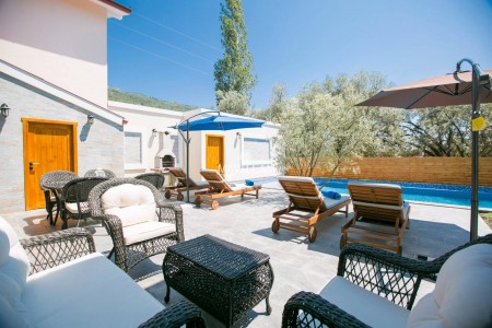 Villa Halfmoon 2