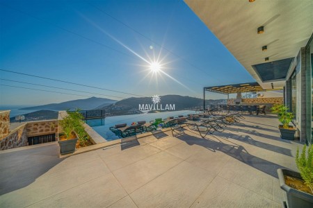 Villa Falcon Grey