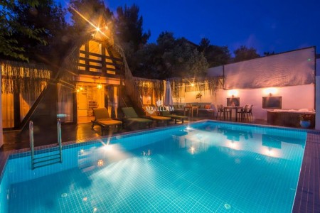 Villa Muzo 2