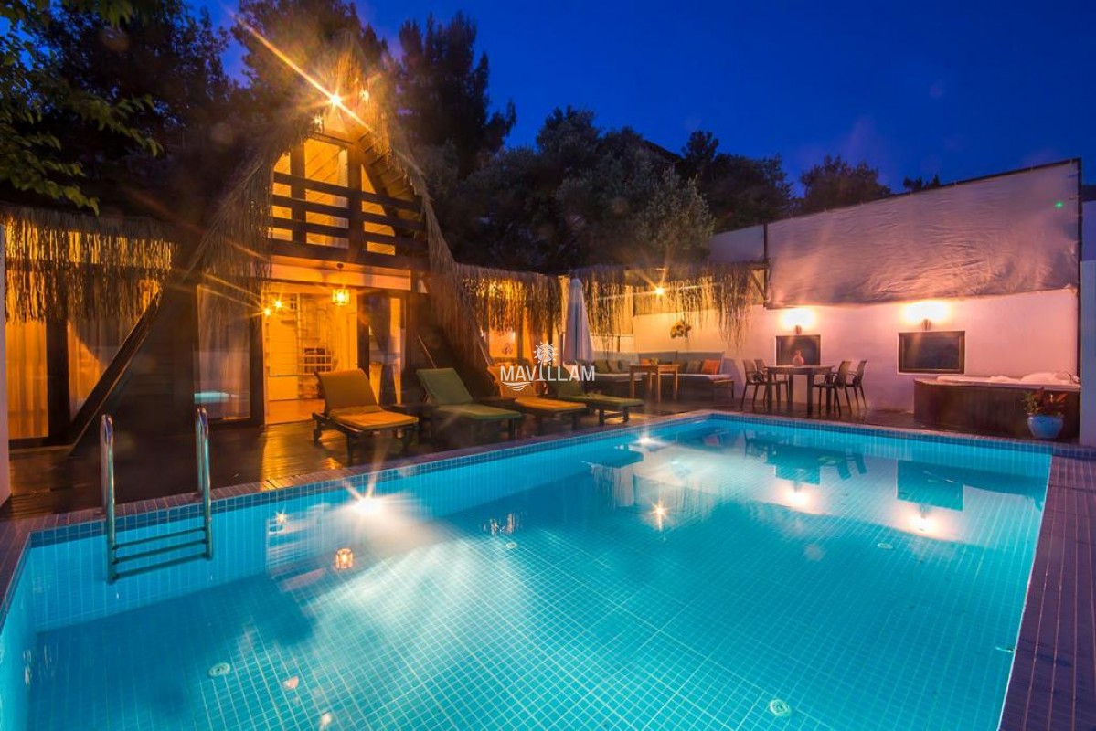 Villa Muzo 2