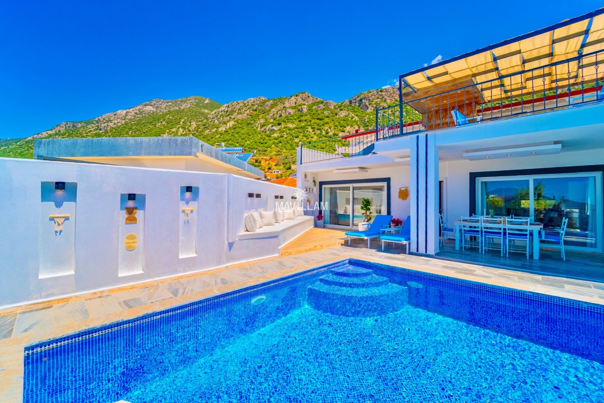 Villa Charm