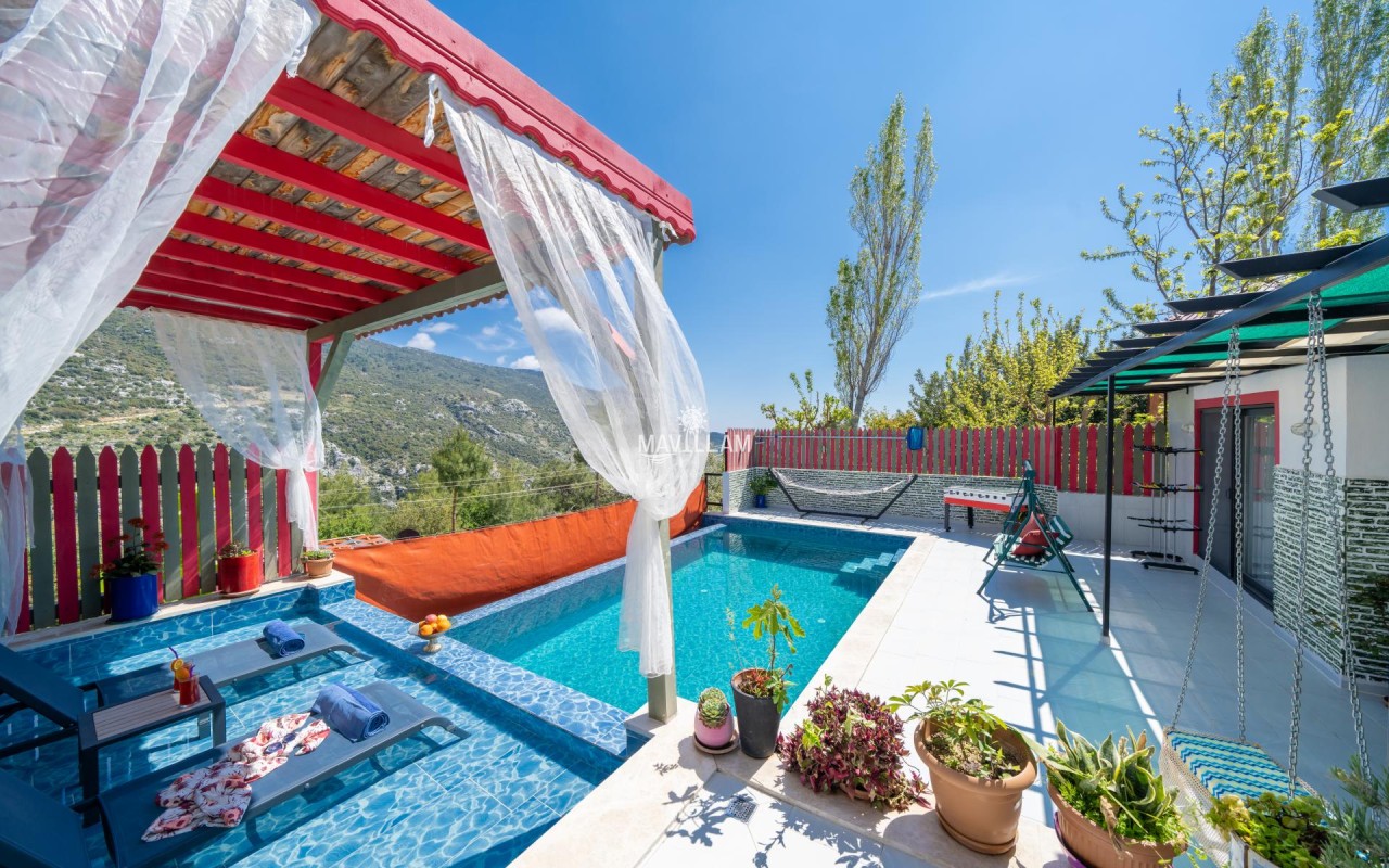 Villa Rainbow 2